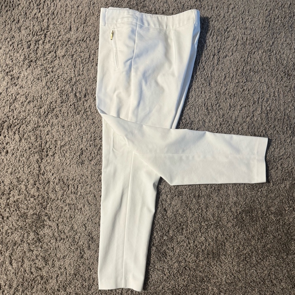 Papaya white tapered pants. Uk 10; US 6